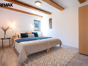 Prodej rodinného domu, Kundratice, 770 m2