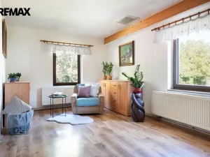 Prodej rodinného domu, Kundratice, 770 m2