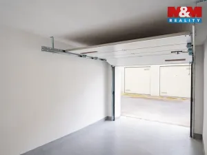 Prodej garáže, Karlovy Vary, 17 m2