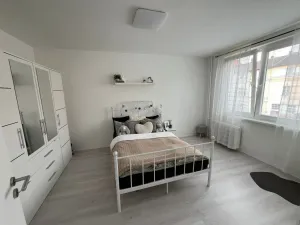 Pronájem bytu 1+1, Františkovy Lázně, Anglická, 37 m2