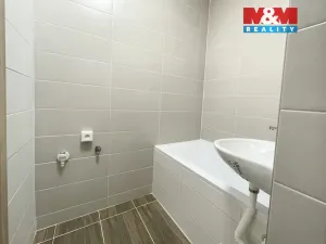 Pronájem bytu 1+1, Sokolov, Křížová, 40 m2