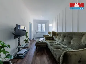 Prodej bytu 3+1, Karlovy Vary - Stará Role, Závodu míru, 73 m2