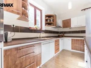 Prodej rodinného domu, Týnec nad Sázavou, 234 m2