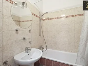 Pronájem bytu 3+1, Praha - Košíře, Vrchlického, 71 m2