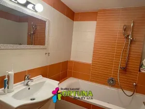 Pronájem bytu 2+1, Včelná, 60 m2