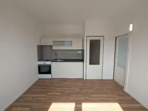 Pronájem bytu 1+1, Klášterec nad Ohří - Miřetice u Klášterce nad Ohří, Královéhradecká, 35 m2