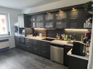 Pronájem bytu 2+1, Hradec Králové, Vocelova, 75 m2