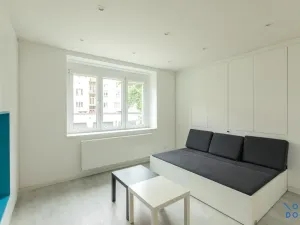Pronájem bytu 1+kk, Praha - Nusle, Na bitevní pláni, 34 m2