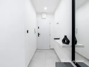 Pronájem bytu 3+kk, Praha - Modřany, Poljanovova, 68 m2