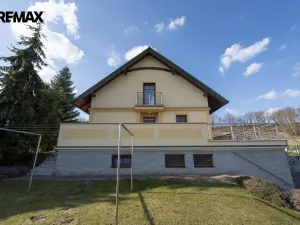 Prodej vícegeneračního domu, Fryšták - Vítová, 615 m2