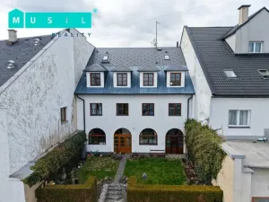 Prodej činžovního domu, Moravský Beroun, náměstí 9. května, 570 m2