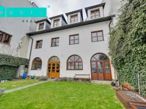 Prodej činžovního domu, Moravský Beroun, náměstí 9. května, 570 m2