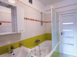 Pronájem bytu 3+1, Praha - Michle, Jivenská, 77 m2