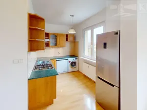 Pronájem bytu 2+kk, Praha, Oravská, 51 m2