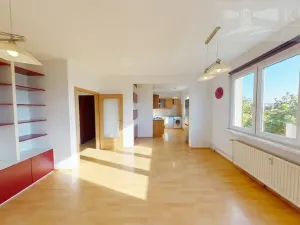 Pronájem bytu 2+kk, Praha, Oravská, 52 m2