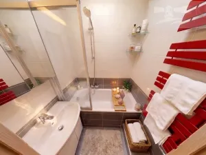Pronájem bytu 2+kk, Praha, Oravská, 52 m2