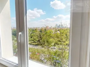 Pronájem bytu 2+kk, Praha, Oravská, 52 m2