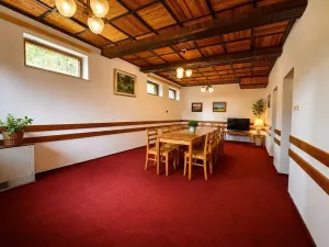Prodej chaty, Oslnovice, 280 m2