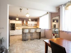 Prodej rodinného domu, Žatec, Dukelská, 200 m2