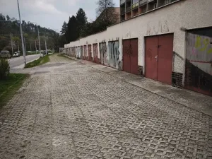 Pronájem garáže, Brno, Bystrcká, 16 m2