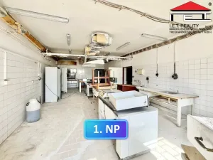 Prodej činžovního domu, Pozořice, Na Městečku, 3138 m2