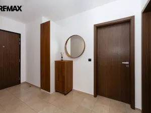 Pronájem bytu 3+kk, Praha - Libeň, Voctářova, 82 m2