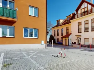 Prodej bytu 1+kk, Šestajovice, Komenského, 32 m2