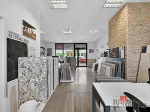 Prodej obchodního prostoru, Plzeň - Černice, Vltavínová, 66 m2