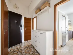 Pronájem bytu 2+kk, Praha - Vršovice, Kodaňská, 58 m2