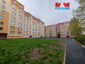 Prodej bytu 3+1, Orlová - Lutyně, Karla Dvořáčka, 71 m2