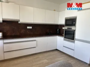 Prodej bytu 3+kk, Pardubice - Bílé Předměstí, Bubeníkova, 105 m2