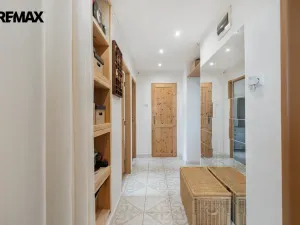 Prodej bytu 3+1, Meziboří, J. A. Komenského, 67 m2