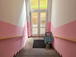 Pronájem bytu 1+kk, Praha - Břevnov, Bělohorská, 20 m2