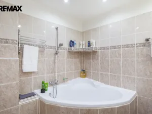 Prodej bytu 3+1, Meziboří, J. A. Komenského, 67 m2