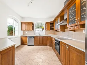 Prodej rodinného domu, Malá Hraštice, 317 m2