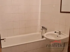 Pronájem bytu 1+kk, Opava - Předměstí, Olomoucká, 37 m2