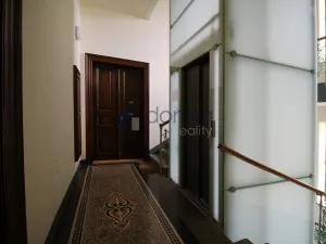 Pronájem bytu 2+1, Praha, Dušní, 80 m2