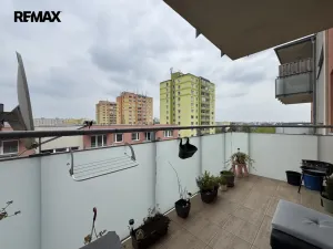 Prodej bytu 2+kk, Olomouc - Nové Sady, Družební, 50 m2