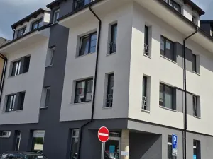 Pronájem bytu 2+kk, Kladno, Poděbradova, 60 m2