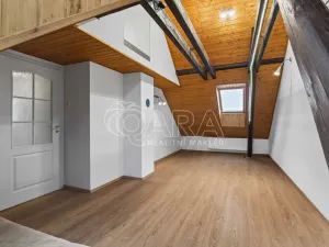 Pronájem rodinného domu, Říčany - Jažlovice, Hlavní, 104 m2