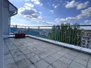 Pronájem bytu 3+kk, Praha - Strašnice, Gutova, 68 m2