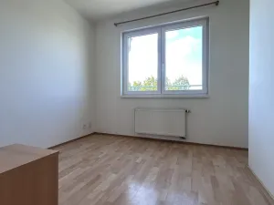 Pronájem bytu 3+kk, Praha - Strašnice, Gutova, 68 m2