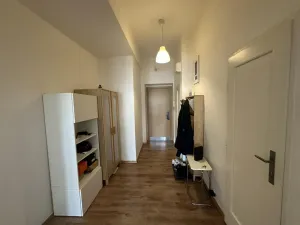 Pronájem bytu 2+kk, Praha - Vršovice, Vršovická, 57 m2