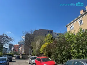 Pronájem bytu 3+kk, Praha, U Svépomoci, 80 m2