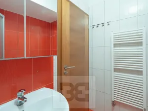 Prodej bytu 3+kk, Praha - Kobylisy, Pod hliništěm, 70 m2