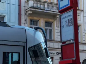 Pronájem bytu 2+kk, Praha - Nusle, Jaromírova, 46 m2