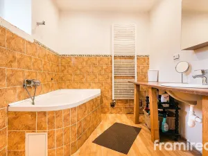 Prodej rodinného domu, Lomnice - Tylov, 180 m2