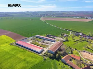 Prodej skladu, Dolní Chvatliny, 3690 m2