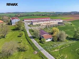 Prodej skladu, Dolní Chvatliny, 3690 m2