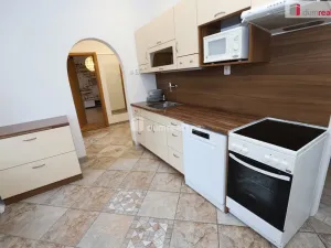 Pronájem bytu 3+1, Karlovy Vary - Drahovice, Stará Kysibelská, 94 m2